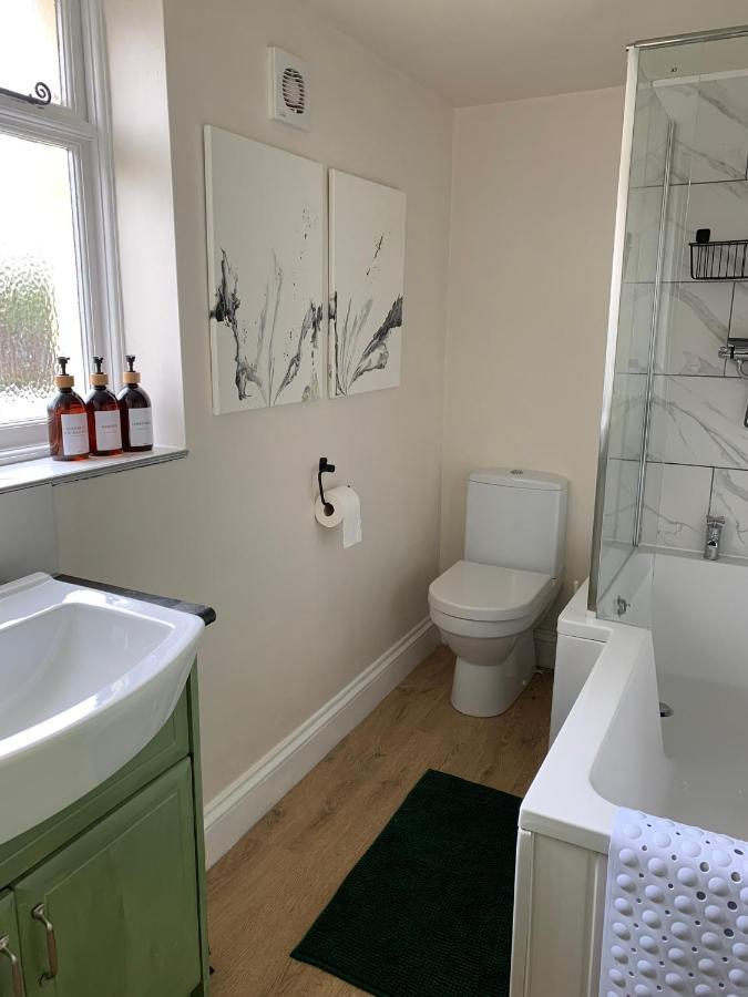 فيلا Hidden Gem In Heart Of Breckland Watton المظهر الخارجي الصورة